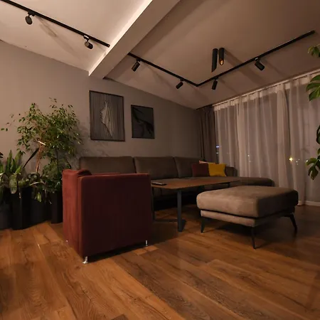 Urban Bloom Apartman